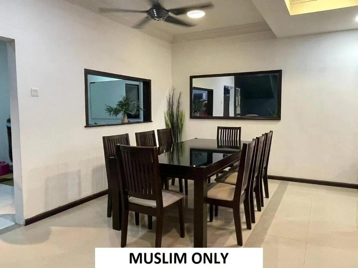 Homestay Laman Nuri, Kota Damansara Petaling Jaya Exterior foto