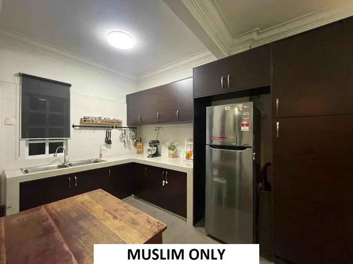 Homestay Laman Nuri, Kota Damansara Petaling Jaya Exterior foto