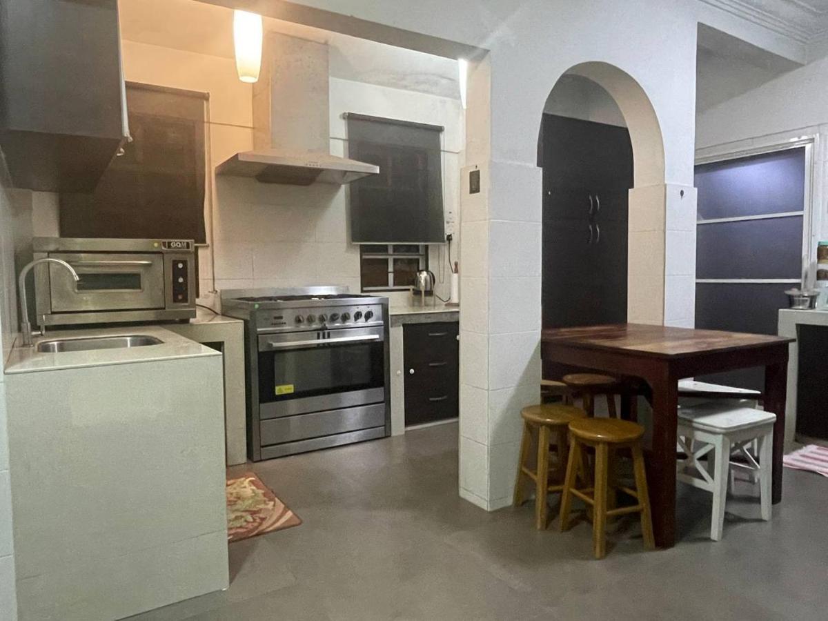 Homestay Laman Nuri, Kota Damansara Petaling Jaya Exterior foto